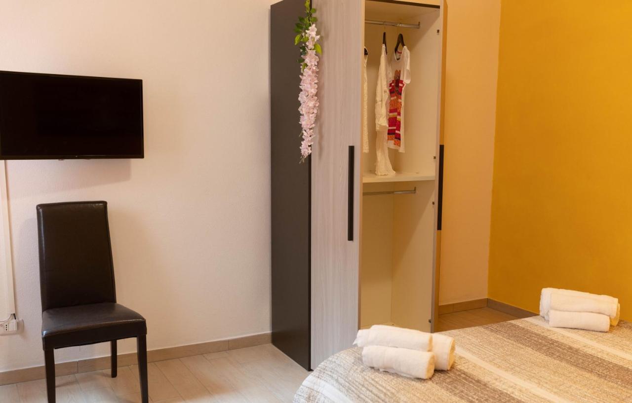 Dimora Rossa Bed & Breakfast Sottomarina Luaran gambar